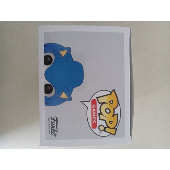 Funko Pop Sonic The Hedgehog Classic Sonic # 632 Vinyl Figure - Picture 5 of 7